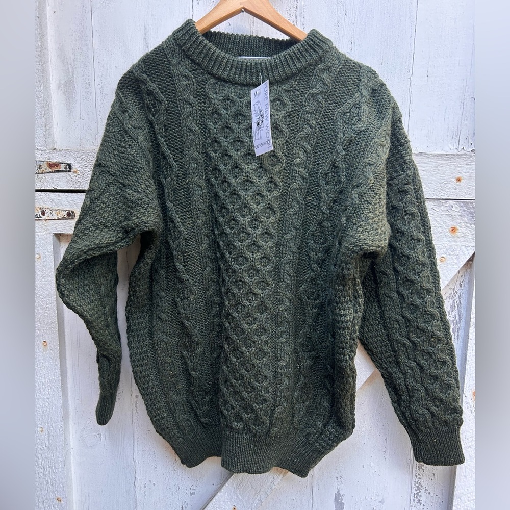Irish 100% wool forest green unisex fisherman’s sweater NWT - Picture 2 of 9
